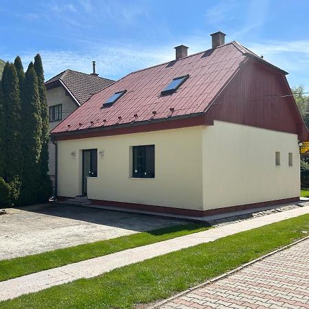 Penzion Encian Blatnica Екстер'єр фото